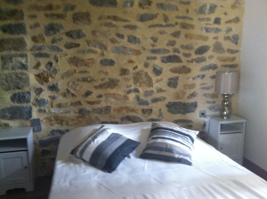 Ecurie De Cucugnan Bed and Breakfast Δωμάτιο φωτογραφία